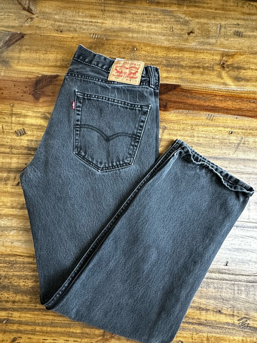 Levi's Men's Charcoal Straight-Leg Jeans
